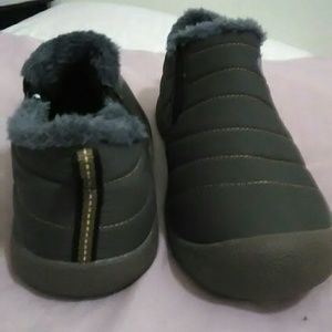 New never worn slipons